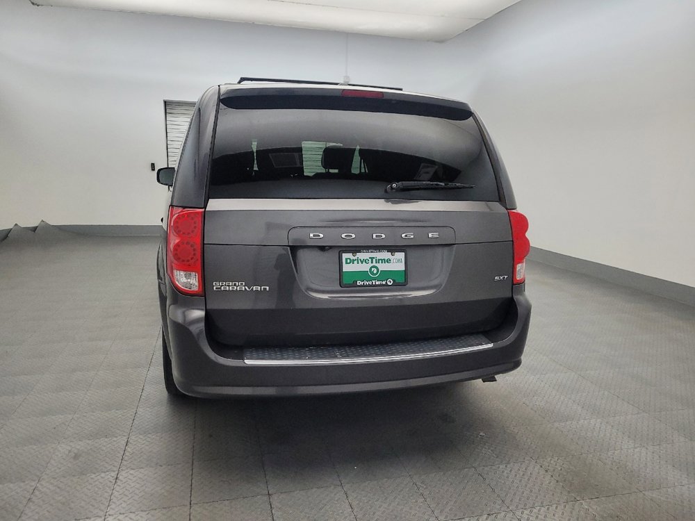 Used 2020 Dodge Grand Caravan SXT FWD image 6