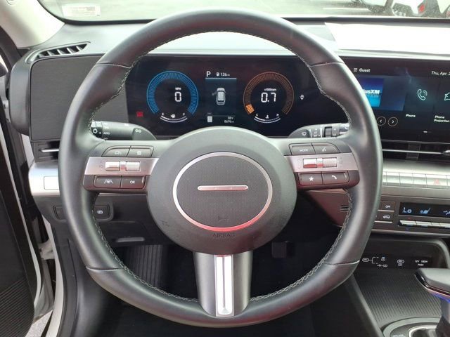 Used 2025 Hyundai Kona SEL FWD image 20