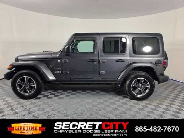 Used 2023 Jeep Wrangler Unlimited Sahara AWD/4WD image 4