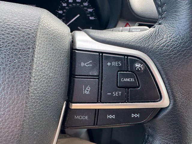 Used 2024 Toyota Sienna XLE w/ XLE Plus Package AWD/4WD image 21