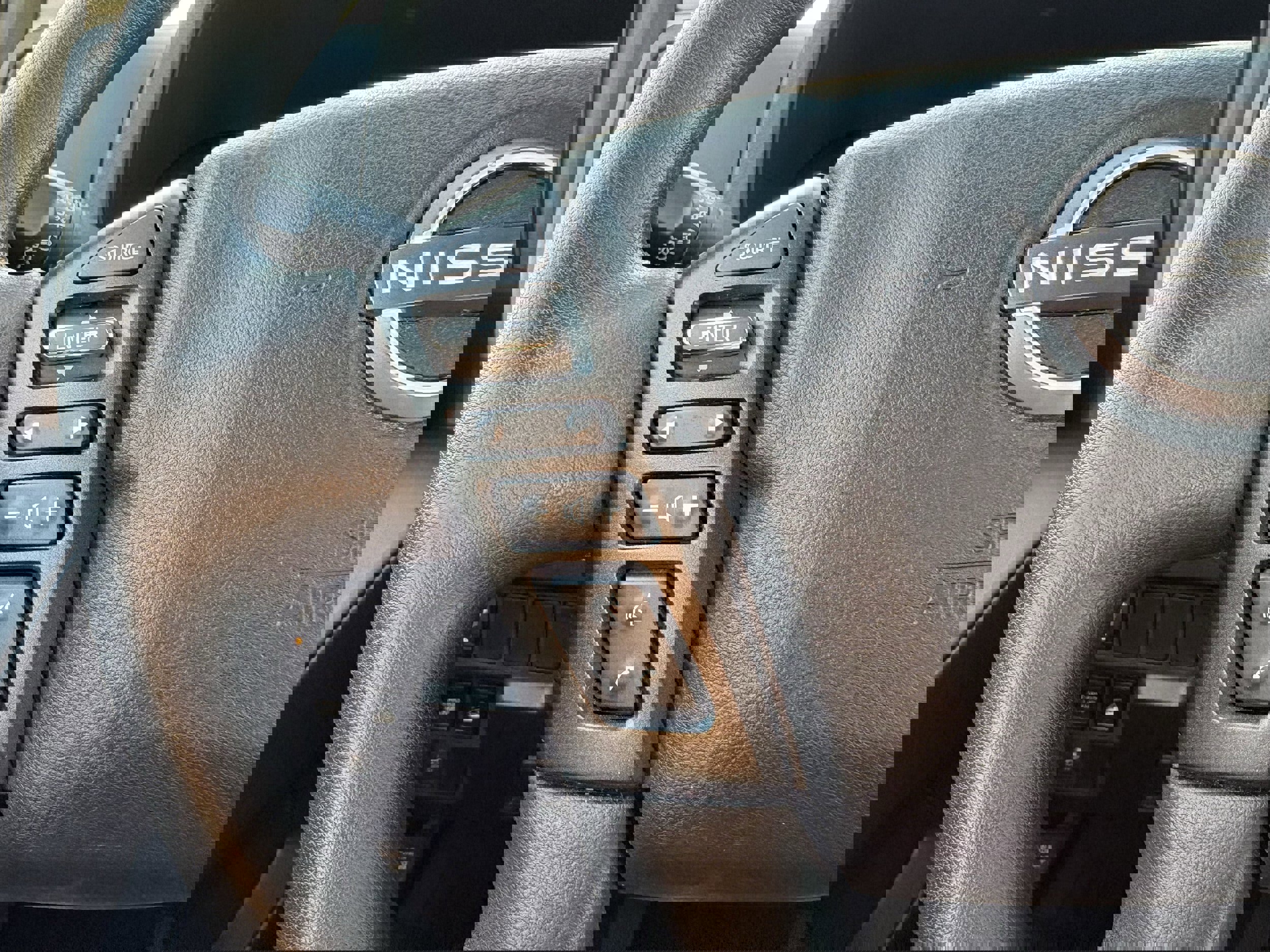 Used 2022 Nissan Frontier S w/ Technology Package image 15