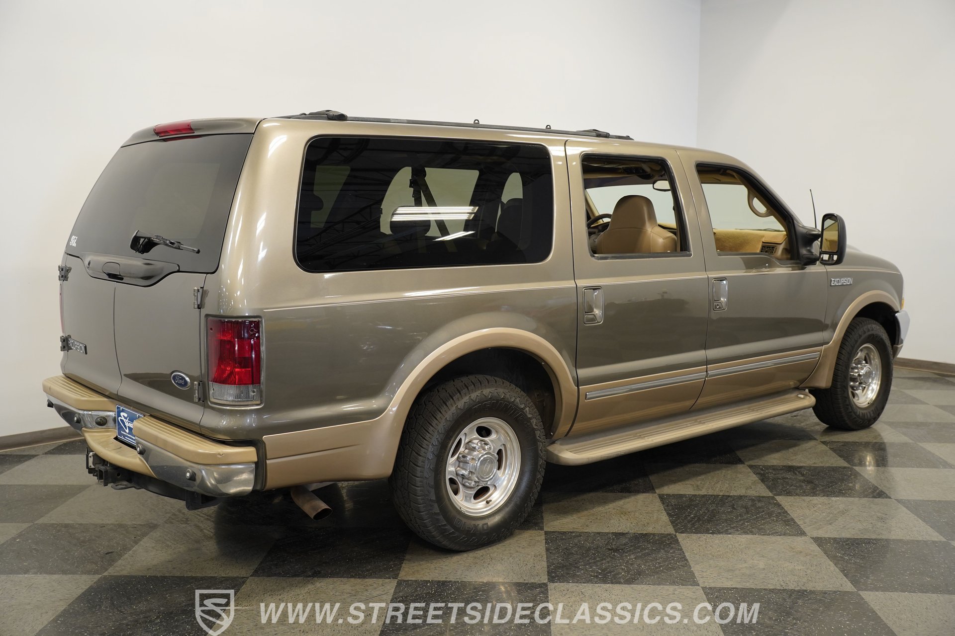 Used 2002 Ford Excursion Limited RWD image 13