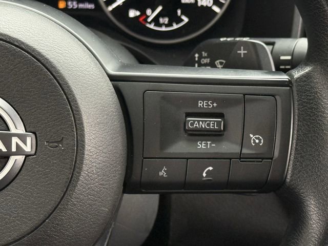 Used 2023 Nissan Rogue S AWD/4WD image 13