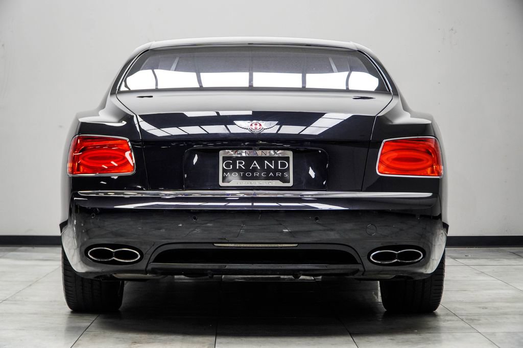 Used 2018 Bentley Flying Spur S V8 AWD/4WD image 12