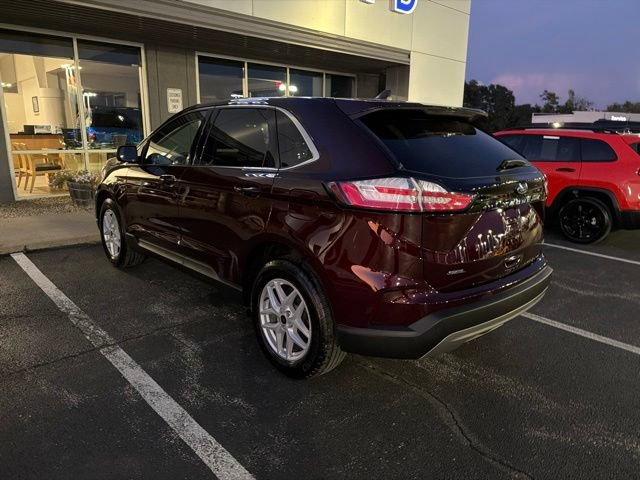 Used 2024 Ford Edge SEL w/ Convenience Package AWD/4WD image 7