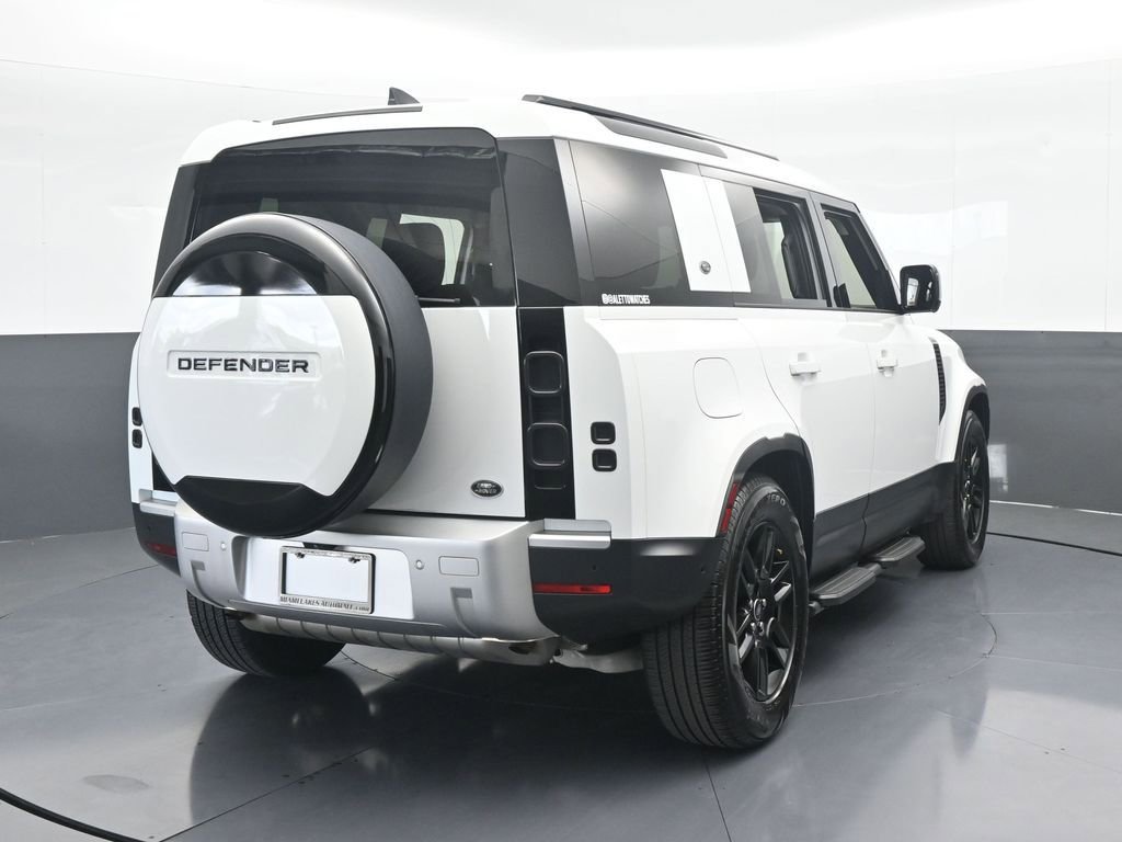 Used 2022 Land Rover Defender 110 S image 5