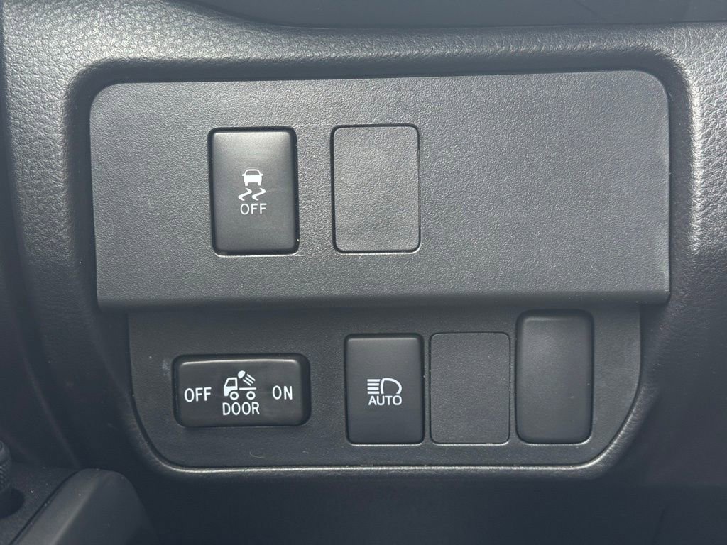Used 2023 Toyota Tacoma SR image 25