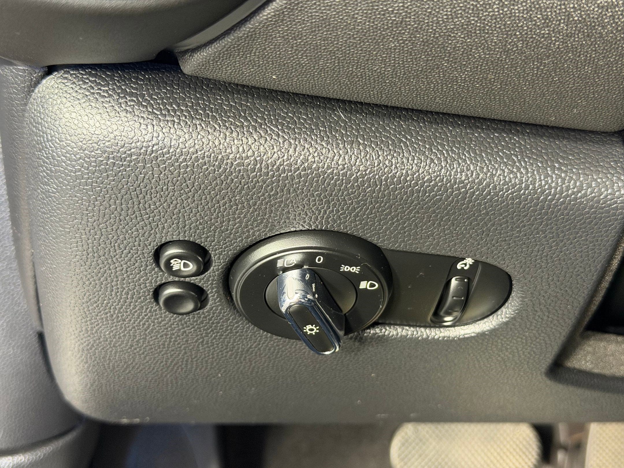 Certified 2023 MINI Cooper S image 18