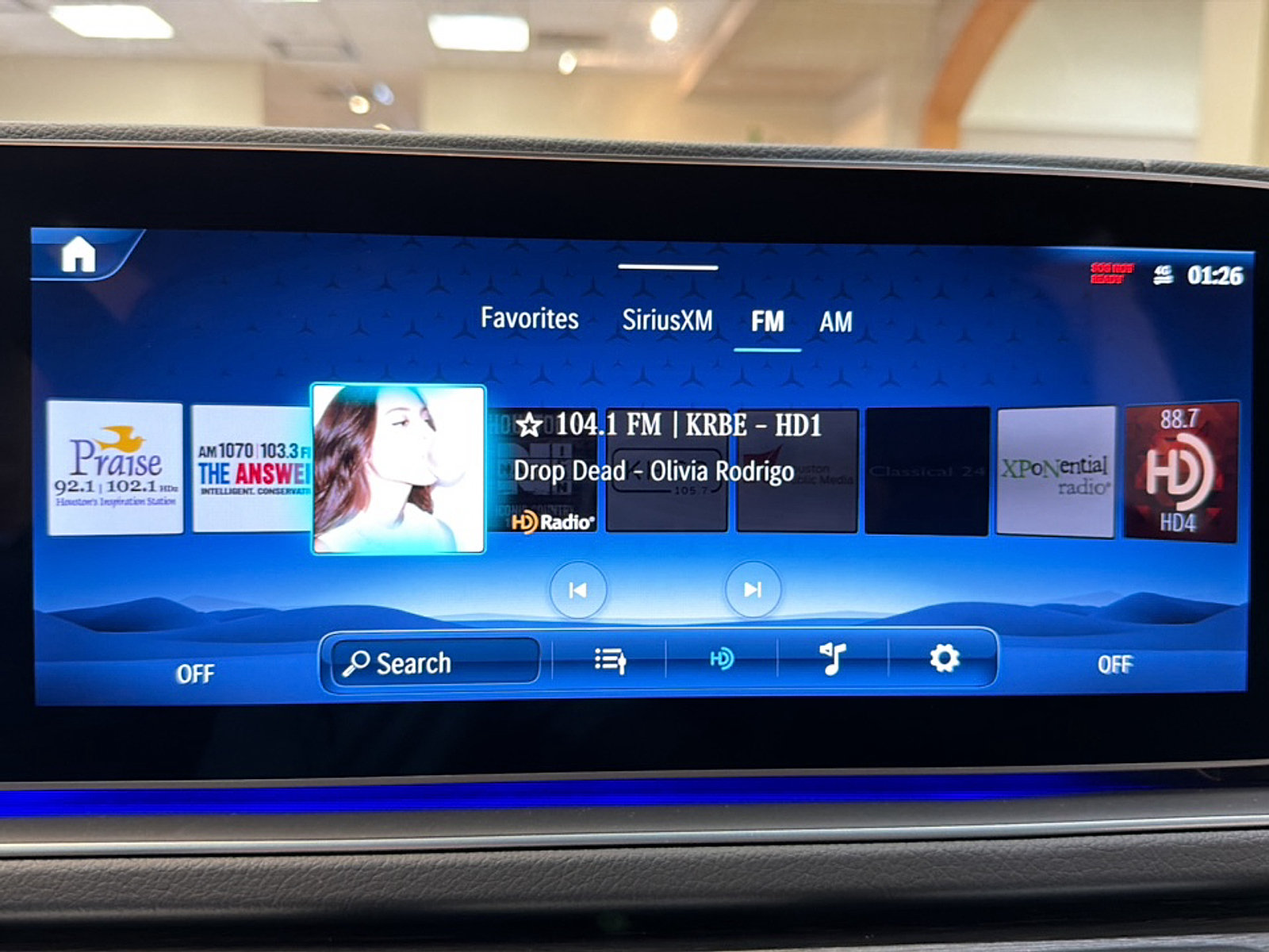 Used 2025 Mercedes-Benz GLS 450 4MATIC image 19