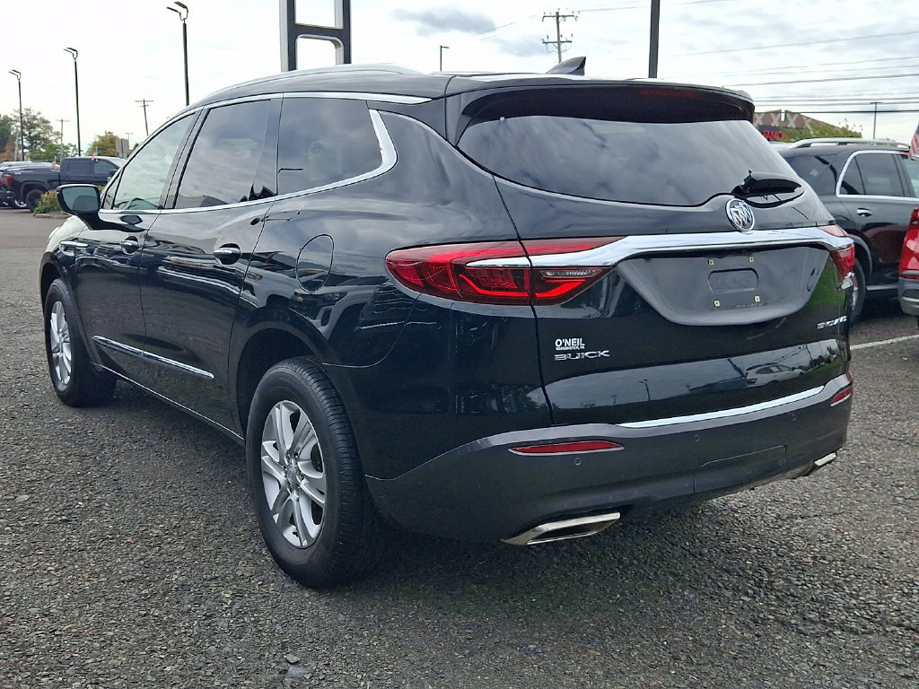 Certified 2018 Buick Enclave Essence w/ Trailering Package FWD image 4