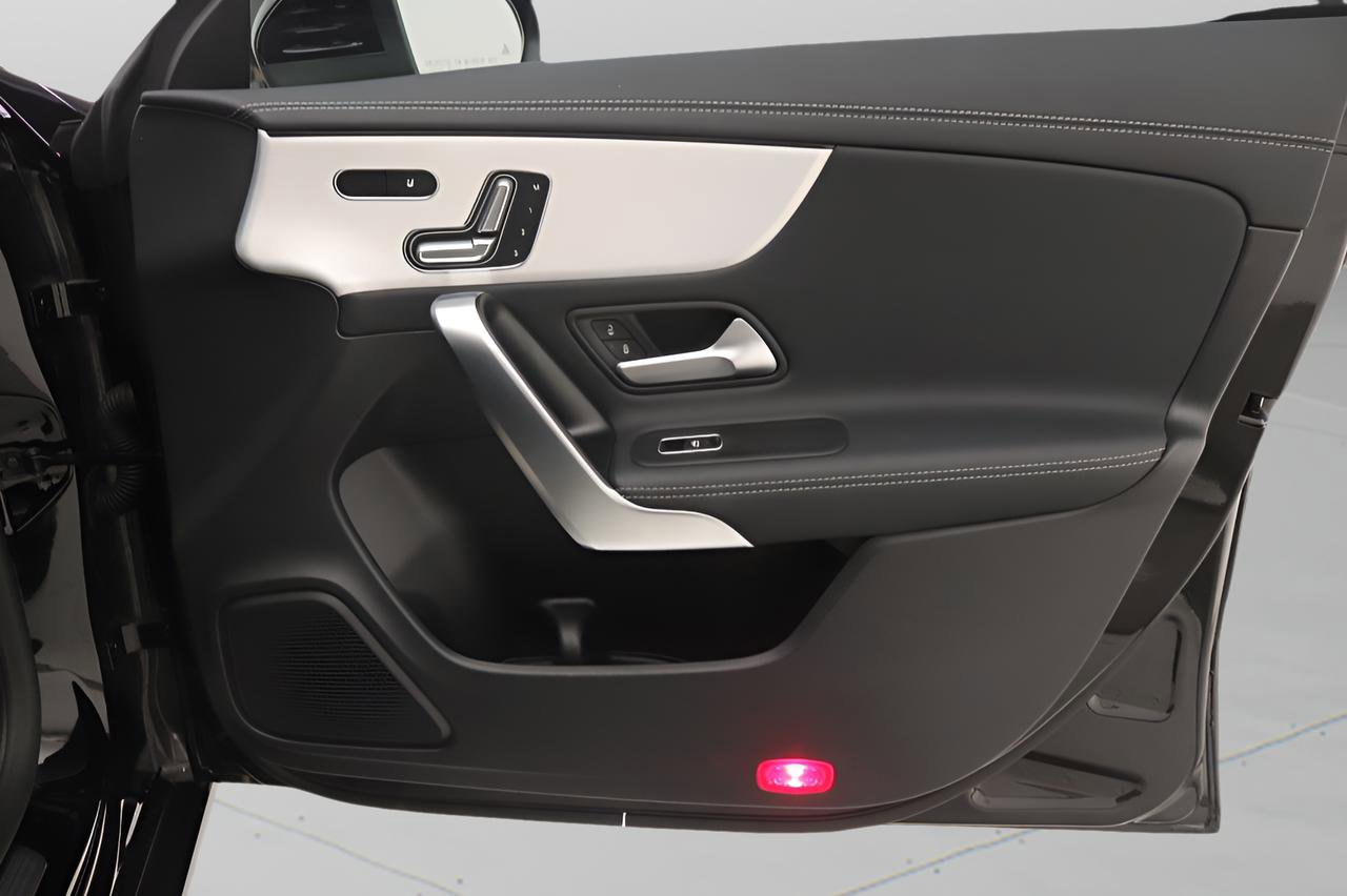 Certified 2026 Mercedes-Benz CLA 250 image 21