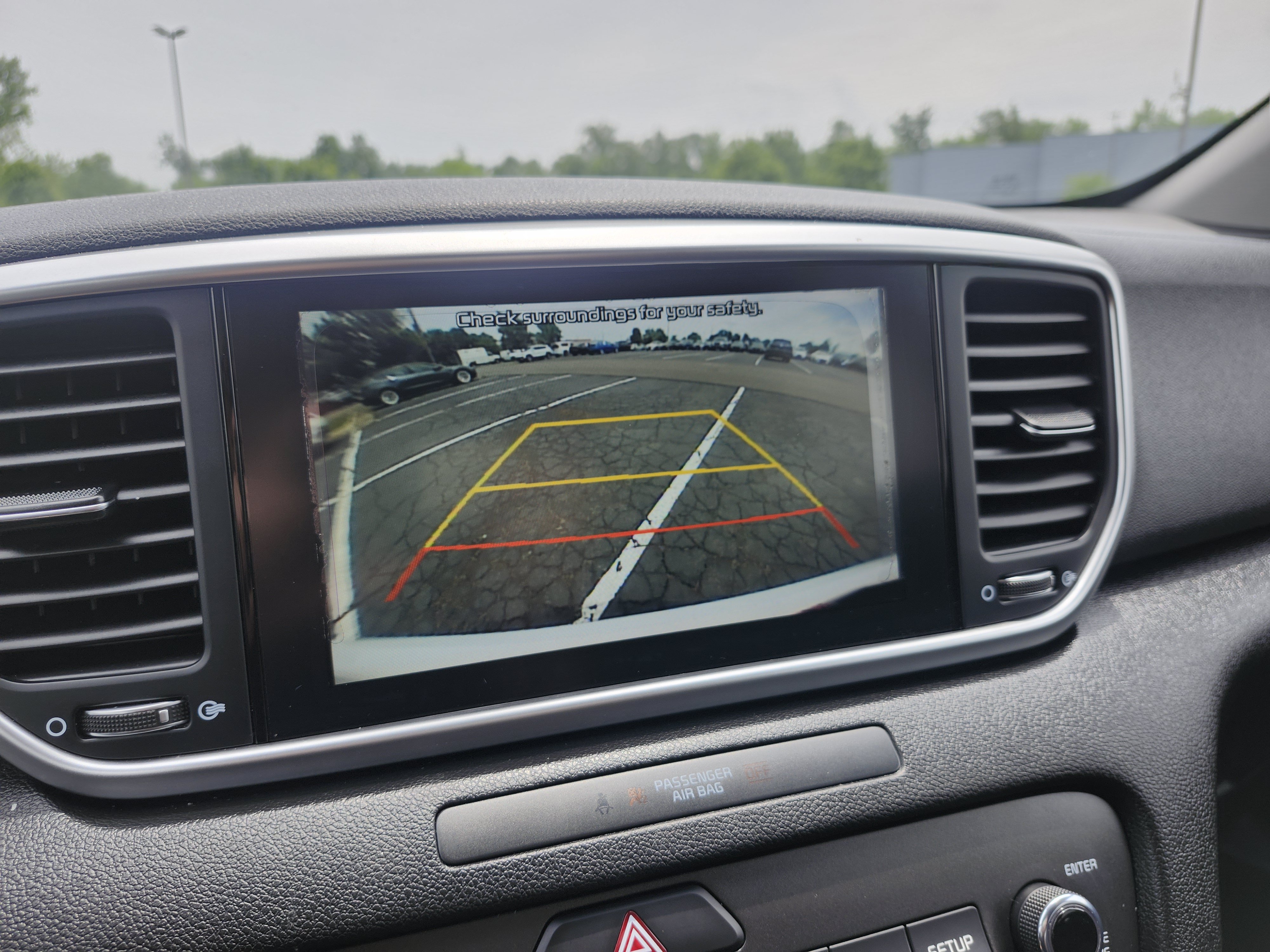 Used 2020 Kia Sportage LX FWD image 2