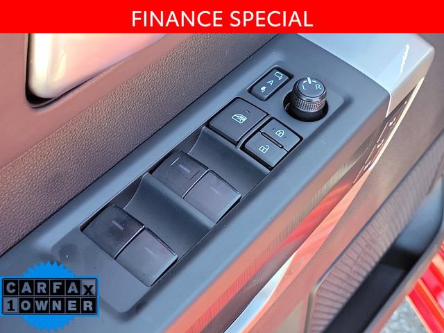 Used 2025 Toyota Sequoia Platinum AWD/4WD image 20