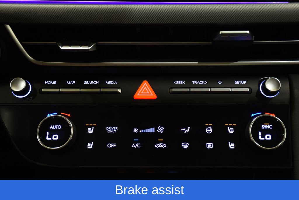 New 2025 Hyundai Sonata Limited FWD image 17