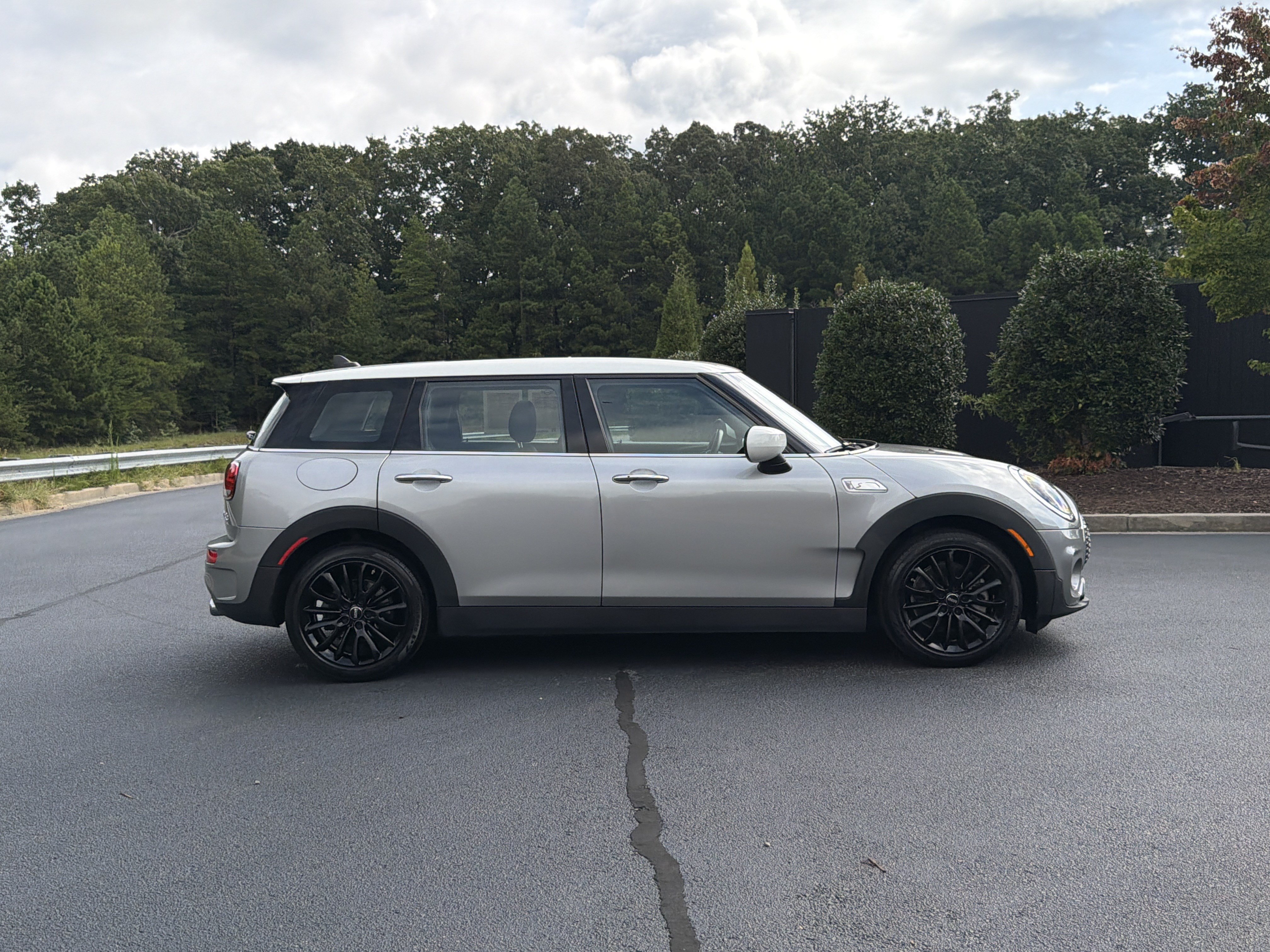 Used 2024 MINI Cooper Clubman S FWD image 5