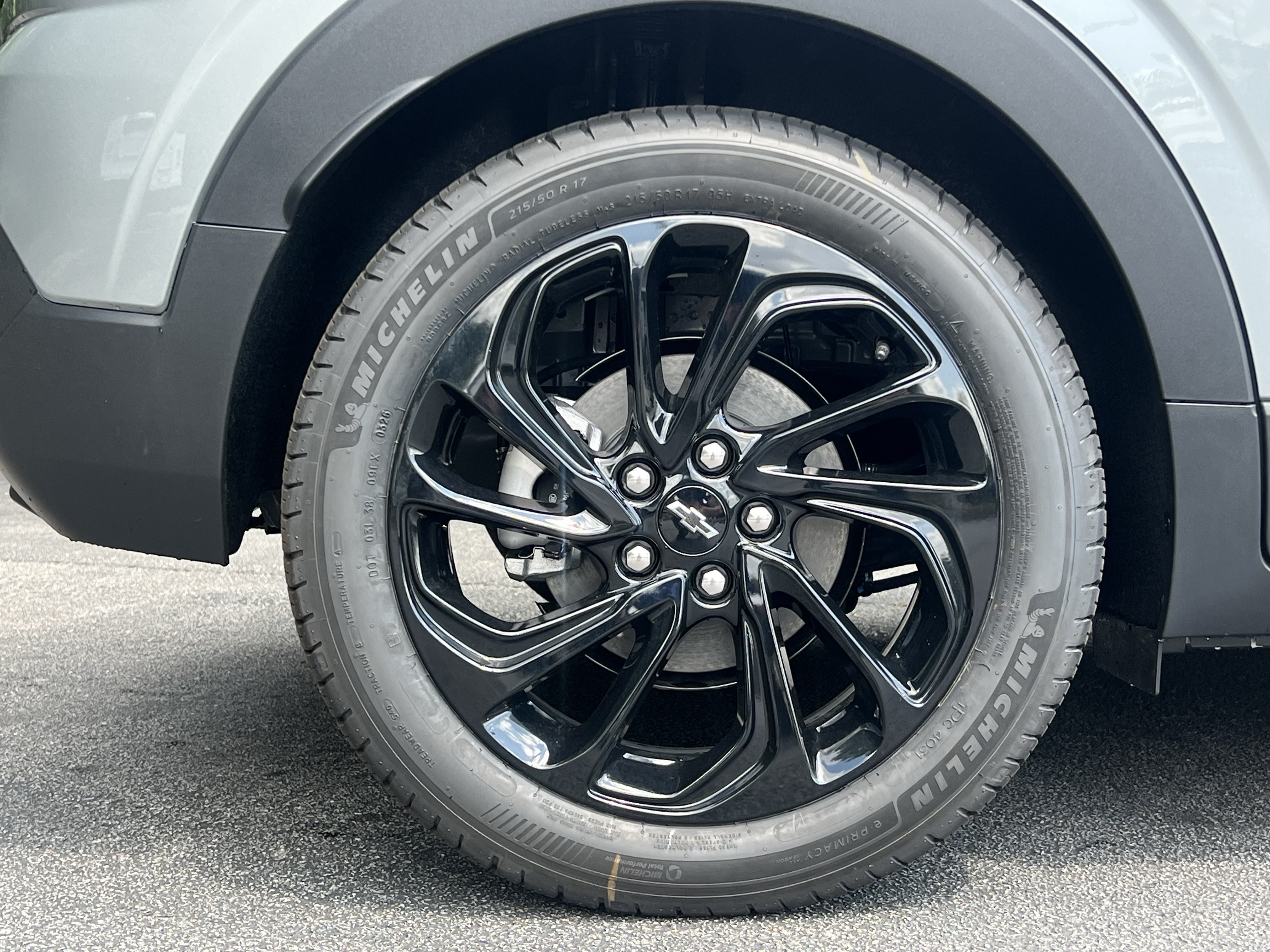 New 2027 Chevrolet Bolt RS w/ Technology Package FWD image 38
