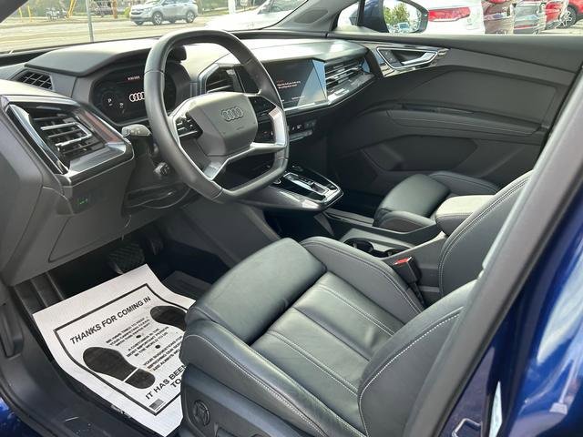 Used 2022 Audi Q4 e-tron Premium Plus w/ Premium Plus image 11