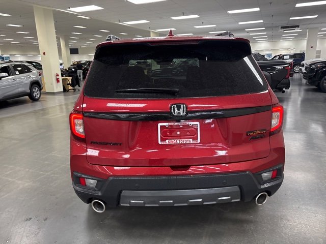 Used 2024 Honda Passport TrailSport image 6