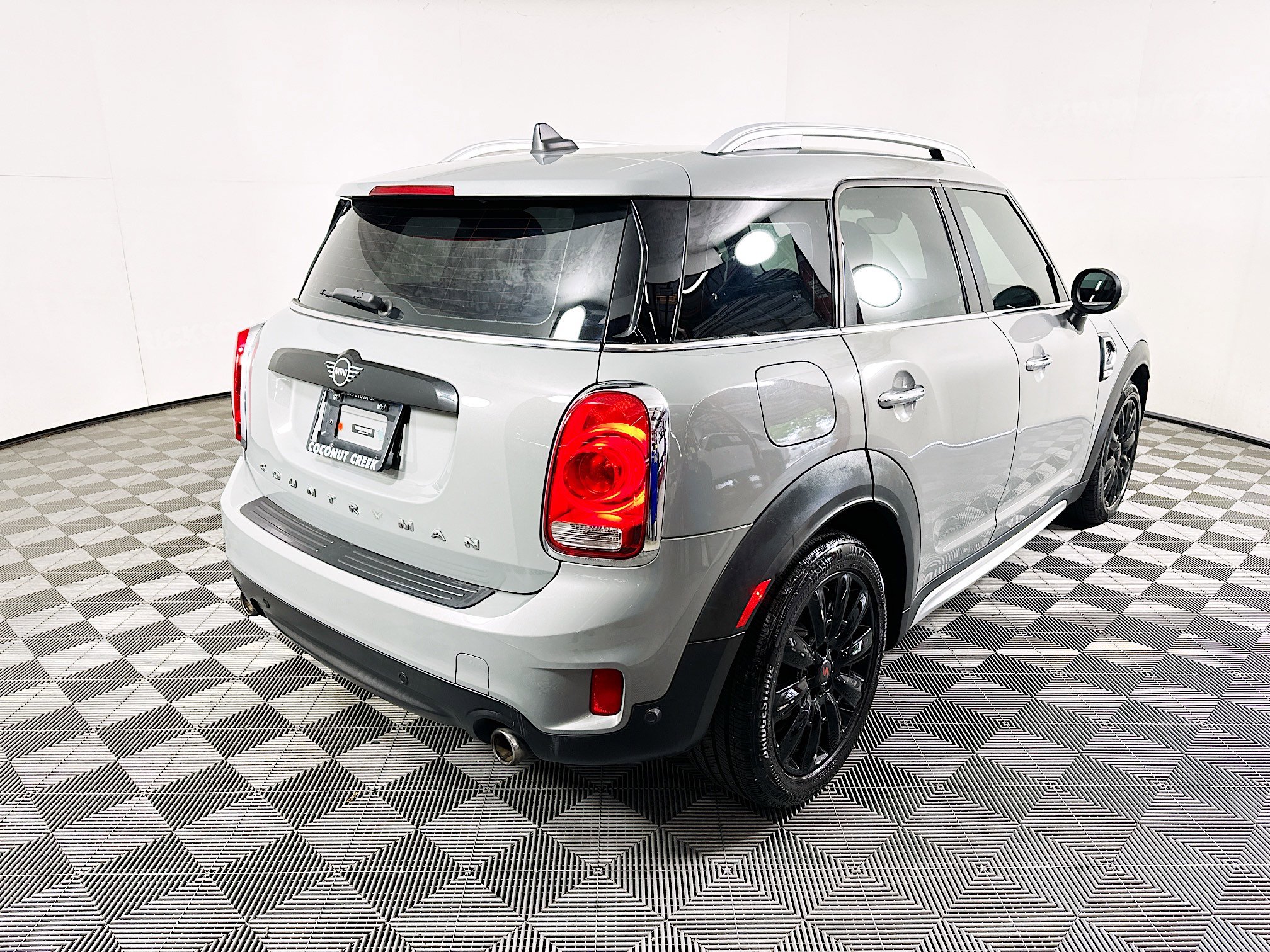 Used 2020 MINI Cooper Countryman S image 3
