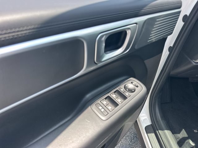 Certified 2024 Hyundai Santa Fe SE FWD image 16