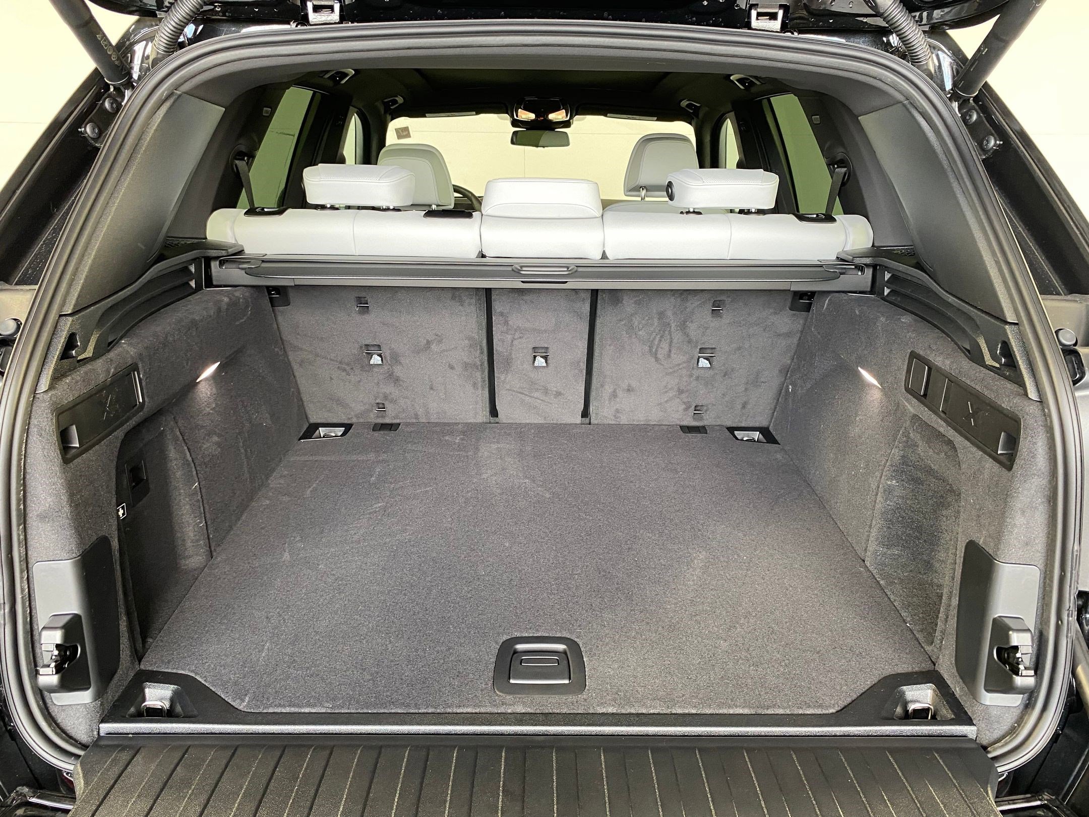 New 2026 BMW X5 sDrive40i w/ Climate Comfort Package image 31