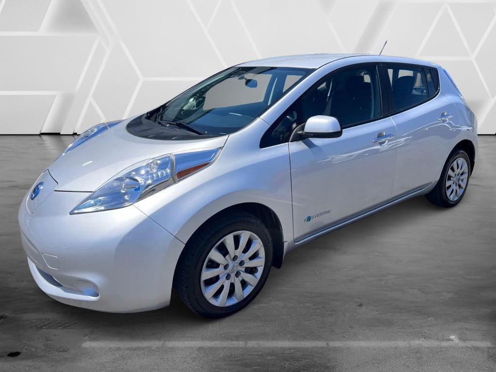 Used 2014 Nissan Leaf S FWD image 9