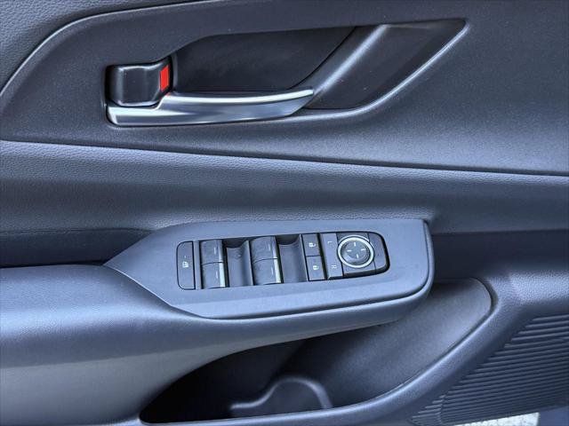 Certified 2026 Toyota Prius Plug-In Hybrid FWD image 18
