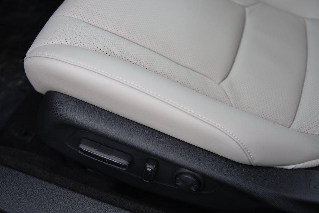 New 2026 Honda Accord EX-L image 13