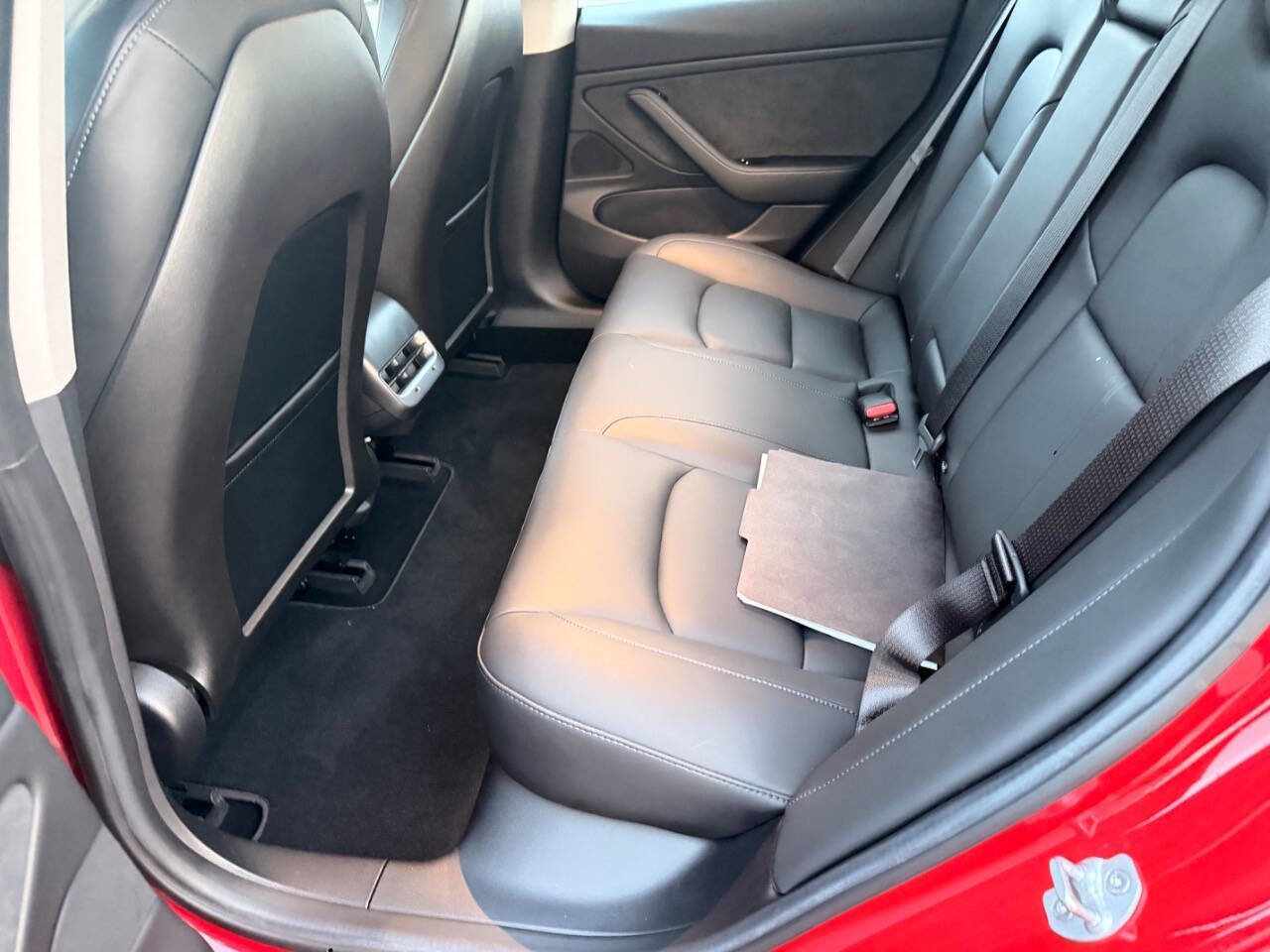 Used 2018 Tesla Model 3 Long Range image 13