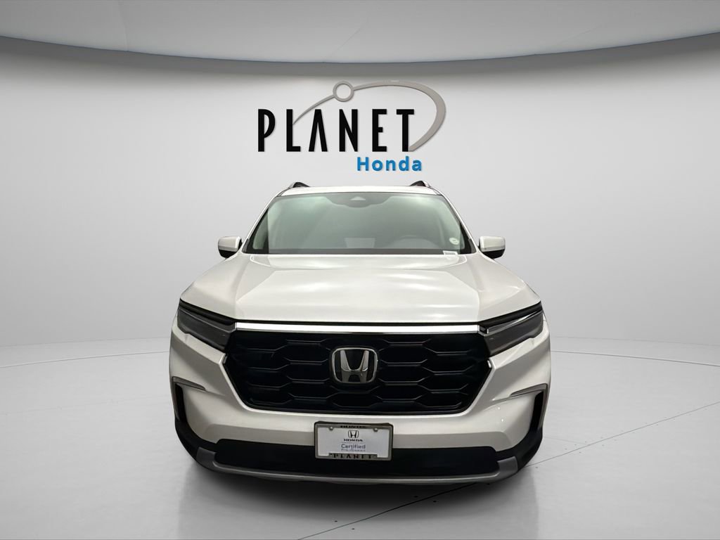 Certified 2023 Honda Pilot Touring image 10