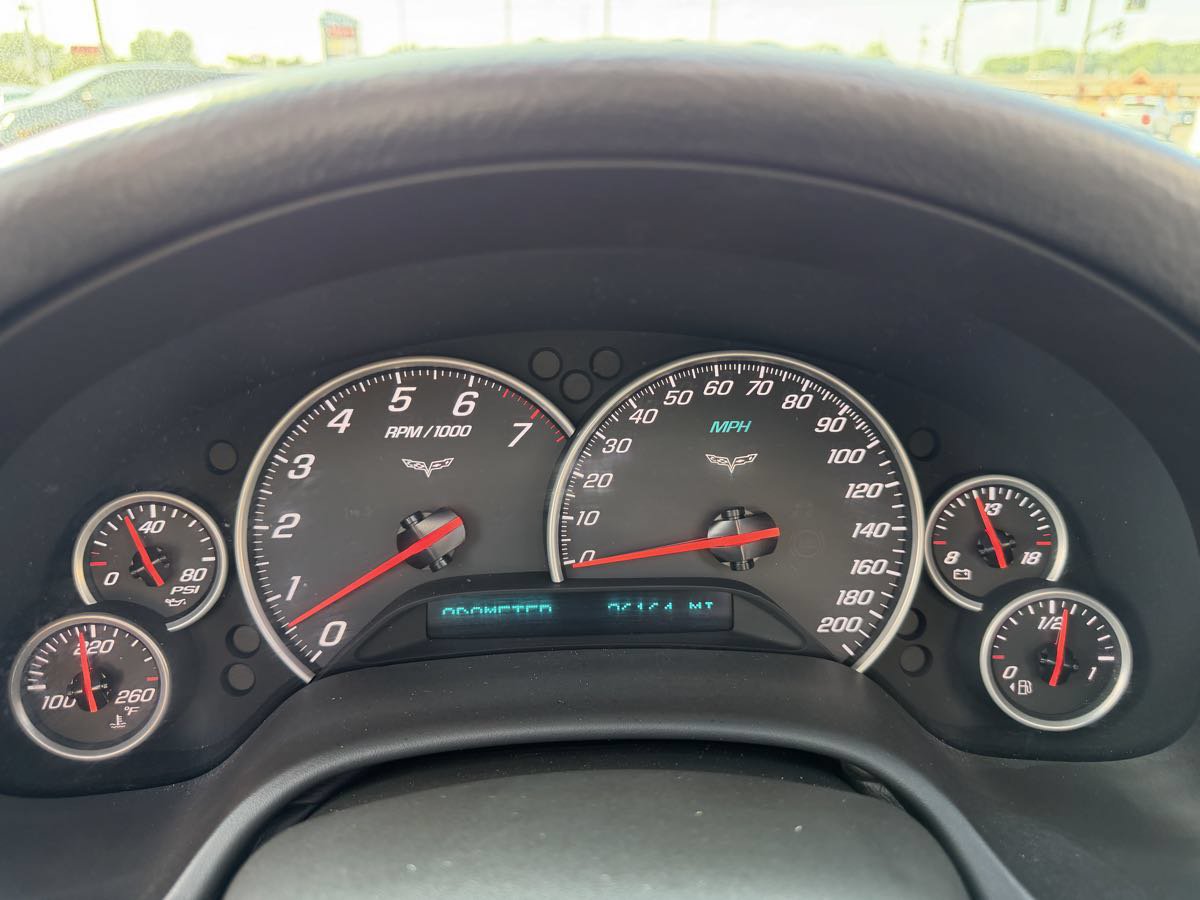 Used 2007 Chevrolet Corvette Convertible w/ Preferred Equipment Group RWD image 18