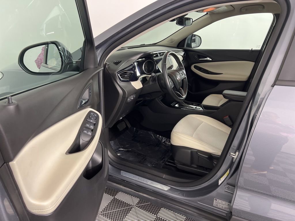 Used 2021 Buick Encore GX Preferred AWD/4WD image 21