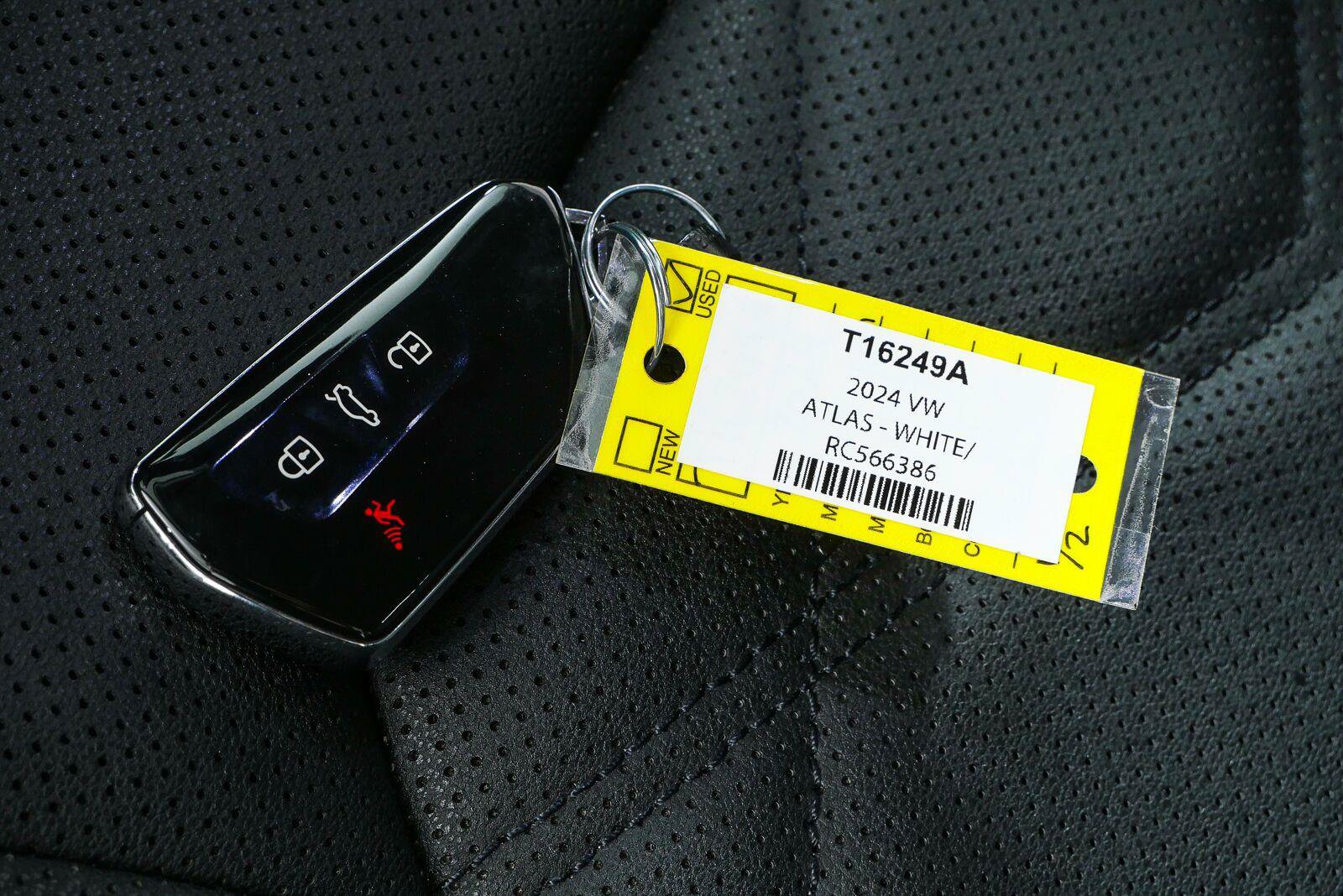 Used 2024 Volkswagen Atlas SE FWD image 38