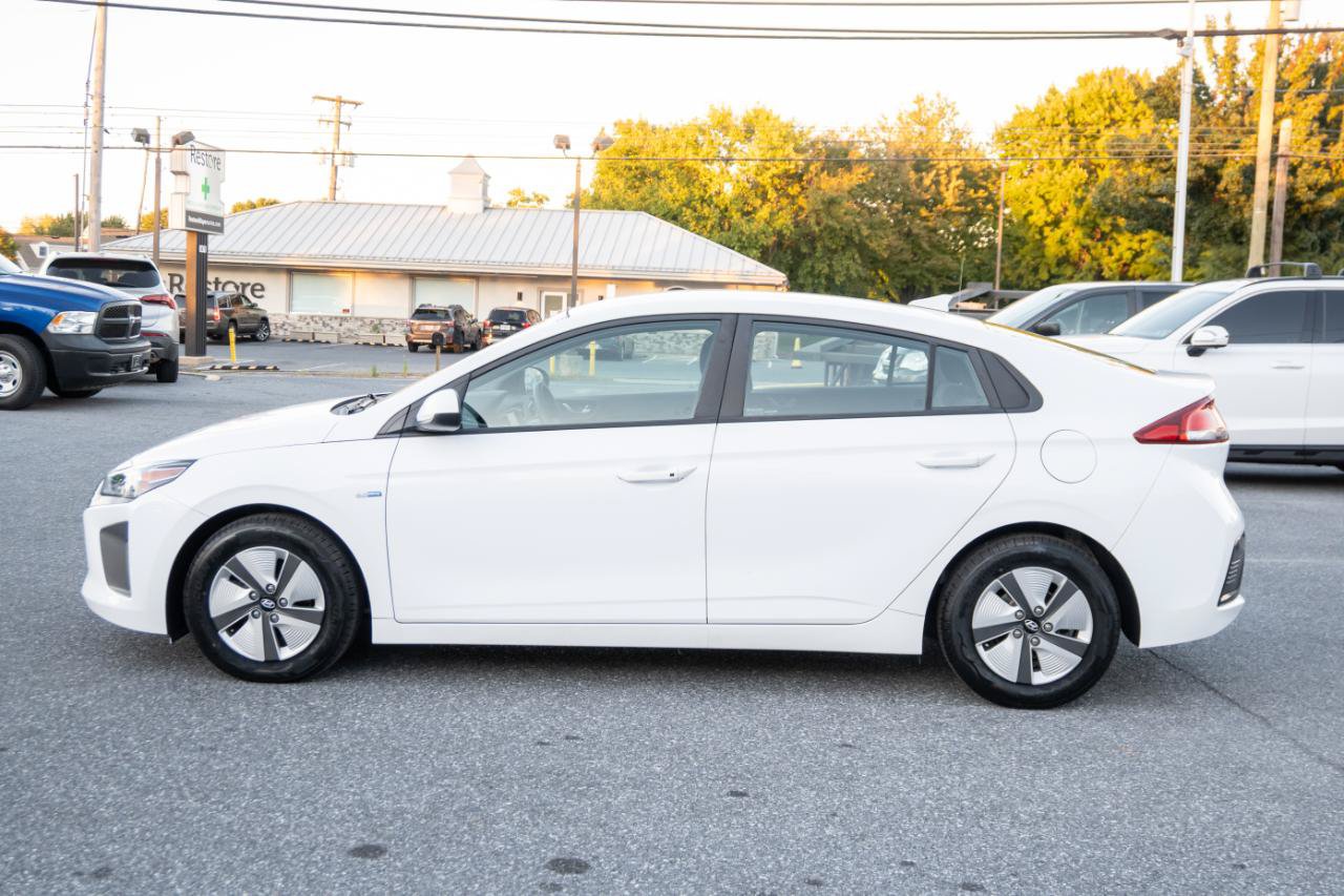 Used 2019 Hyundai Ioniq Blue FWD image 7