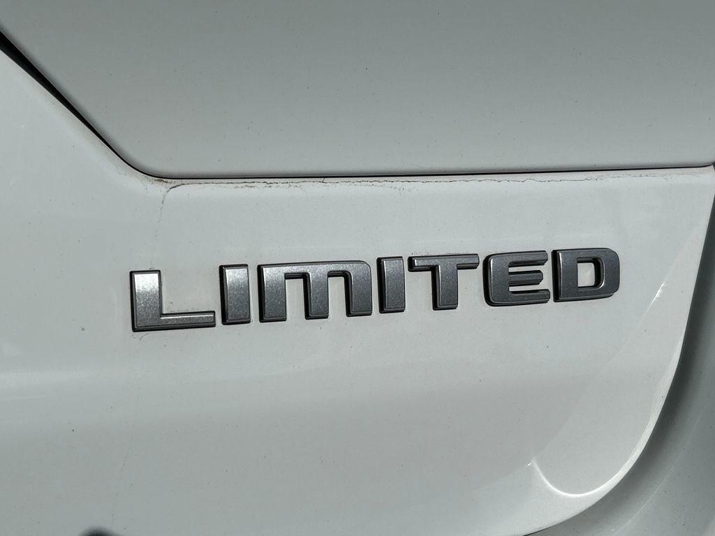 Used 2024 Jeep Grand Cherokee Limited w/ Trailer Tow Package image 26