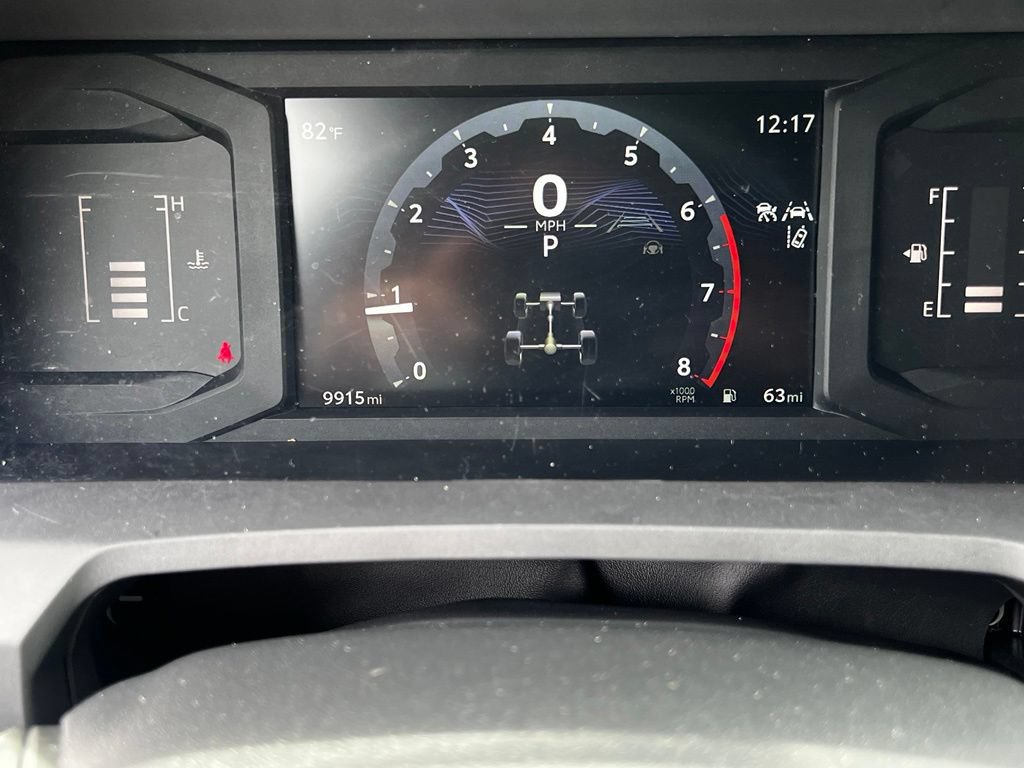 Used 2025 Toyota Tacoma SR5 AWD/4WD image 15