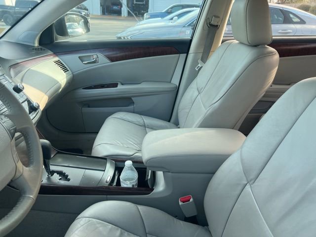 Used 2011 Toyota Avalon image 6