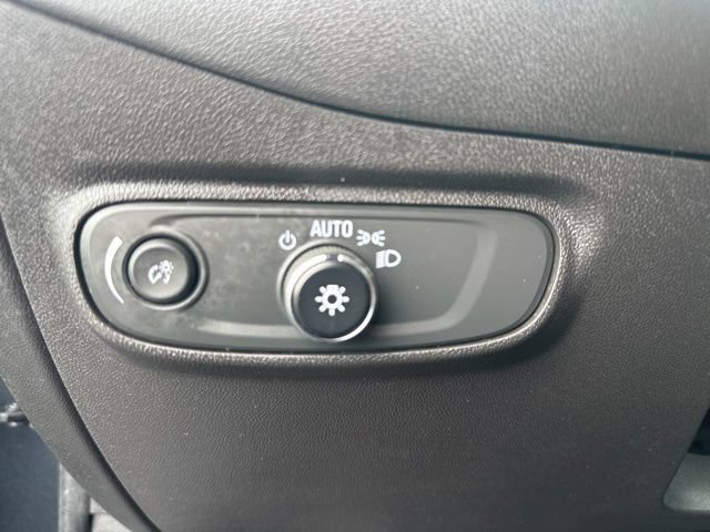 Used 2023 Chevrolet Equinox LT w/ LPO, Floor Liner Package AWD/4WD image 33