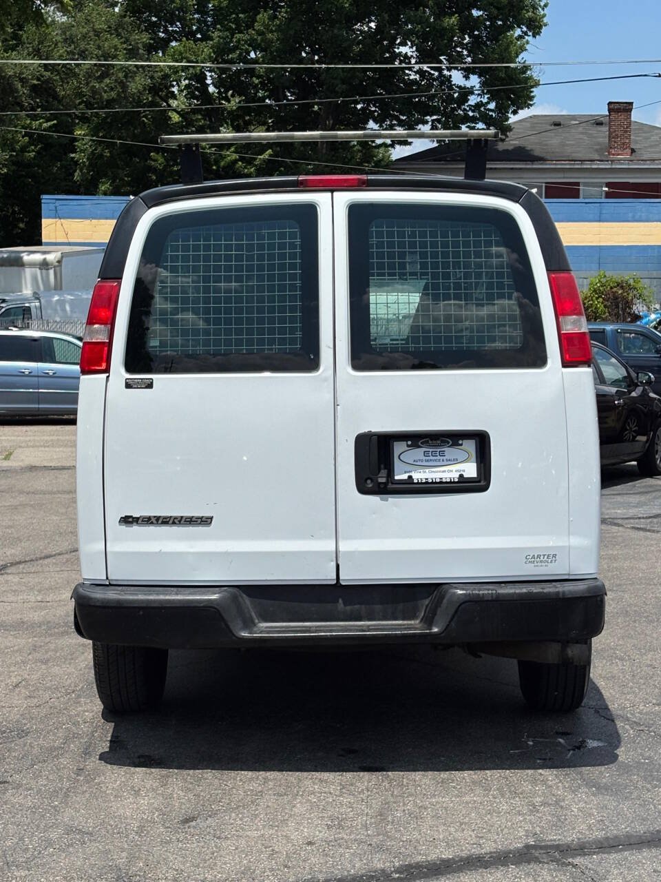 Used 2017 Chevrolet Express 2500 RWD image 7