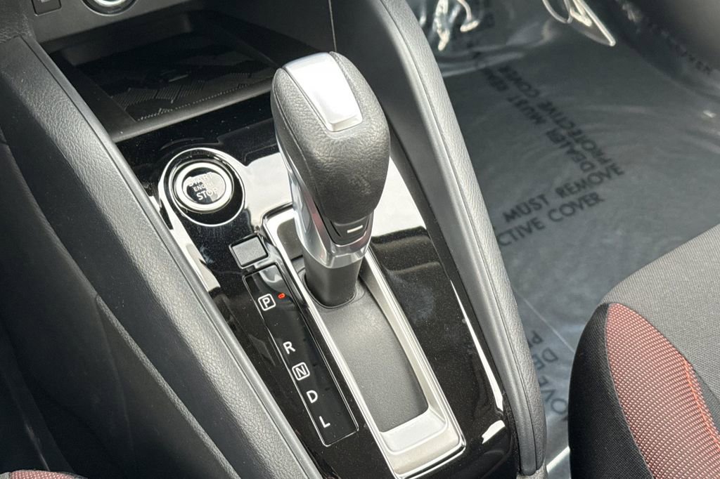 New 2025 Nissan Versa SR w/ Trunk Package image 17