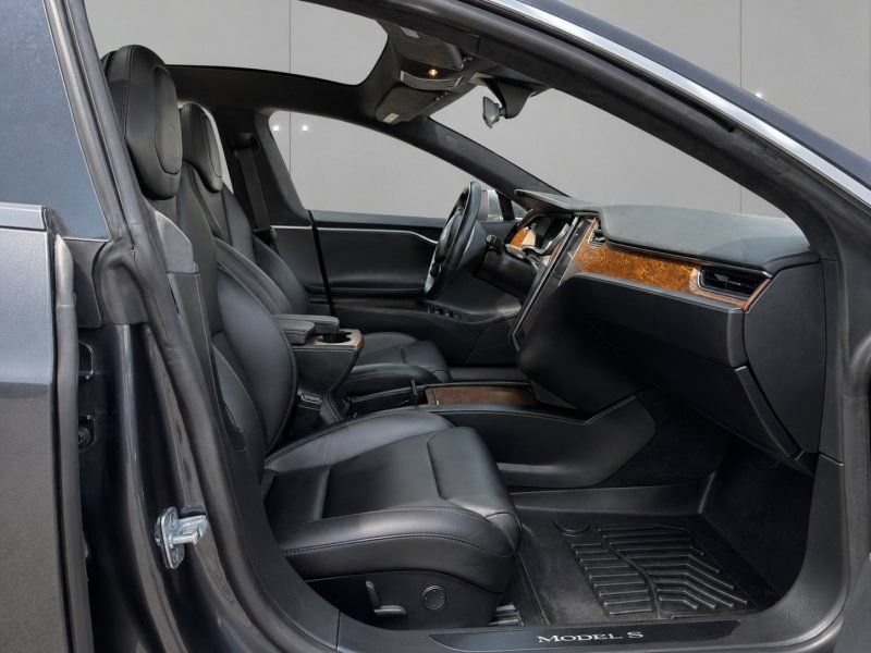 Used 2019 Tesla Model S Long Range AWD/4WD image 13