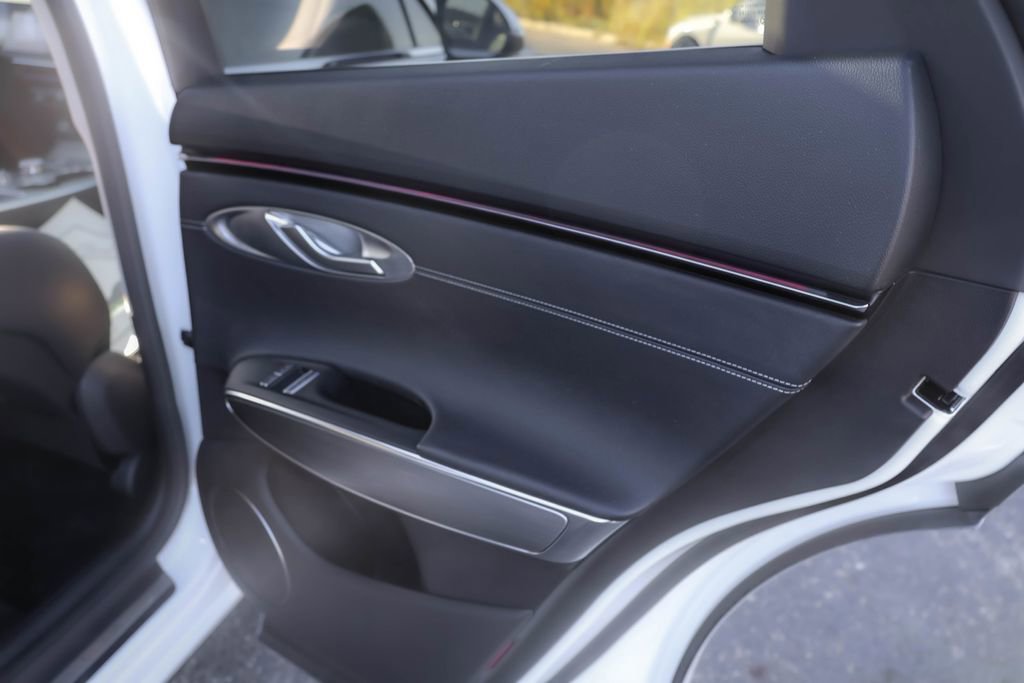 Used 2026 Genesis GV70 2.5T Select image 30