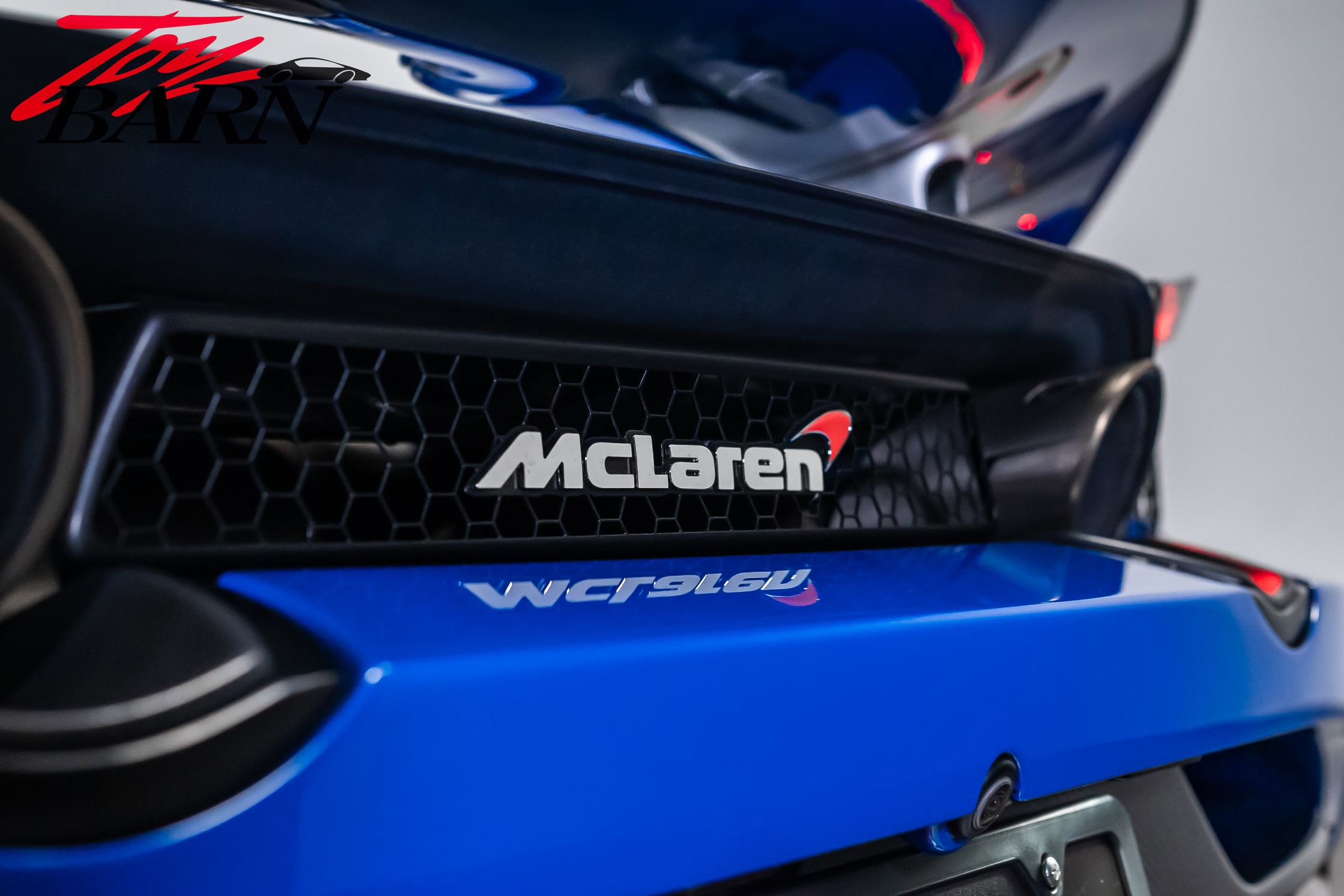 Used 2018 McLaren 720S Performance image 12