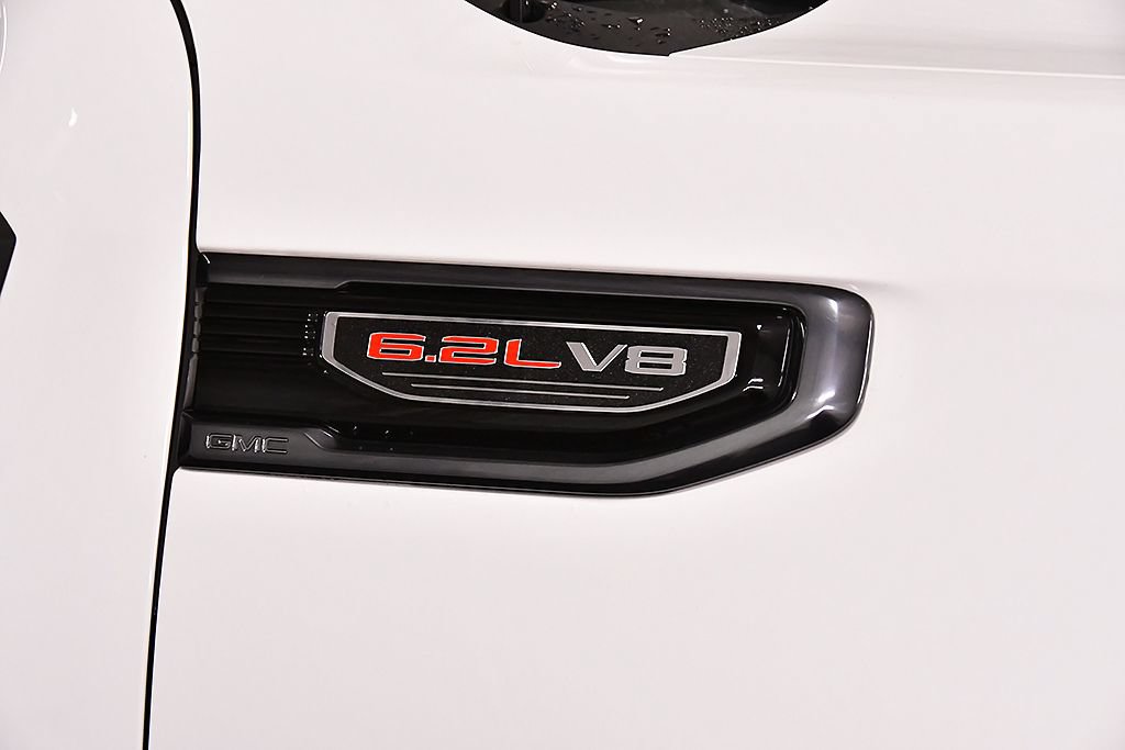 Used 2023 GMC Sierra 1500 AT4 w/ Technology Package AWD/4WD image 12