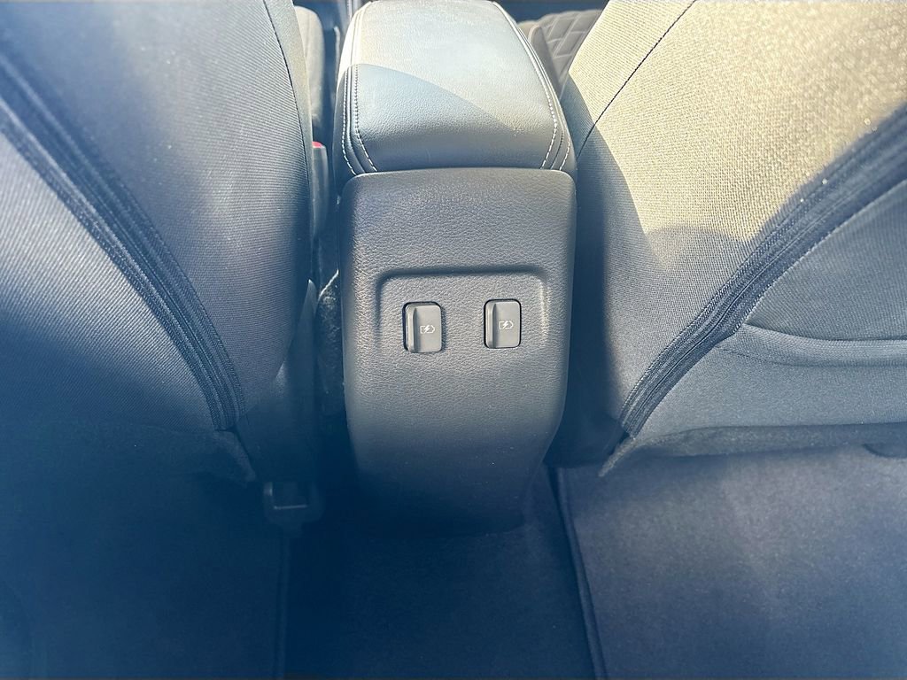 Used 2021 Nissan Kicks SV image 23