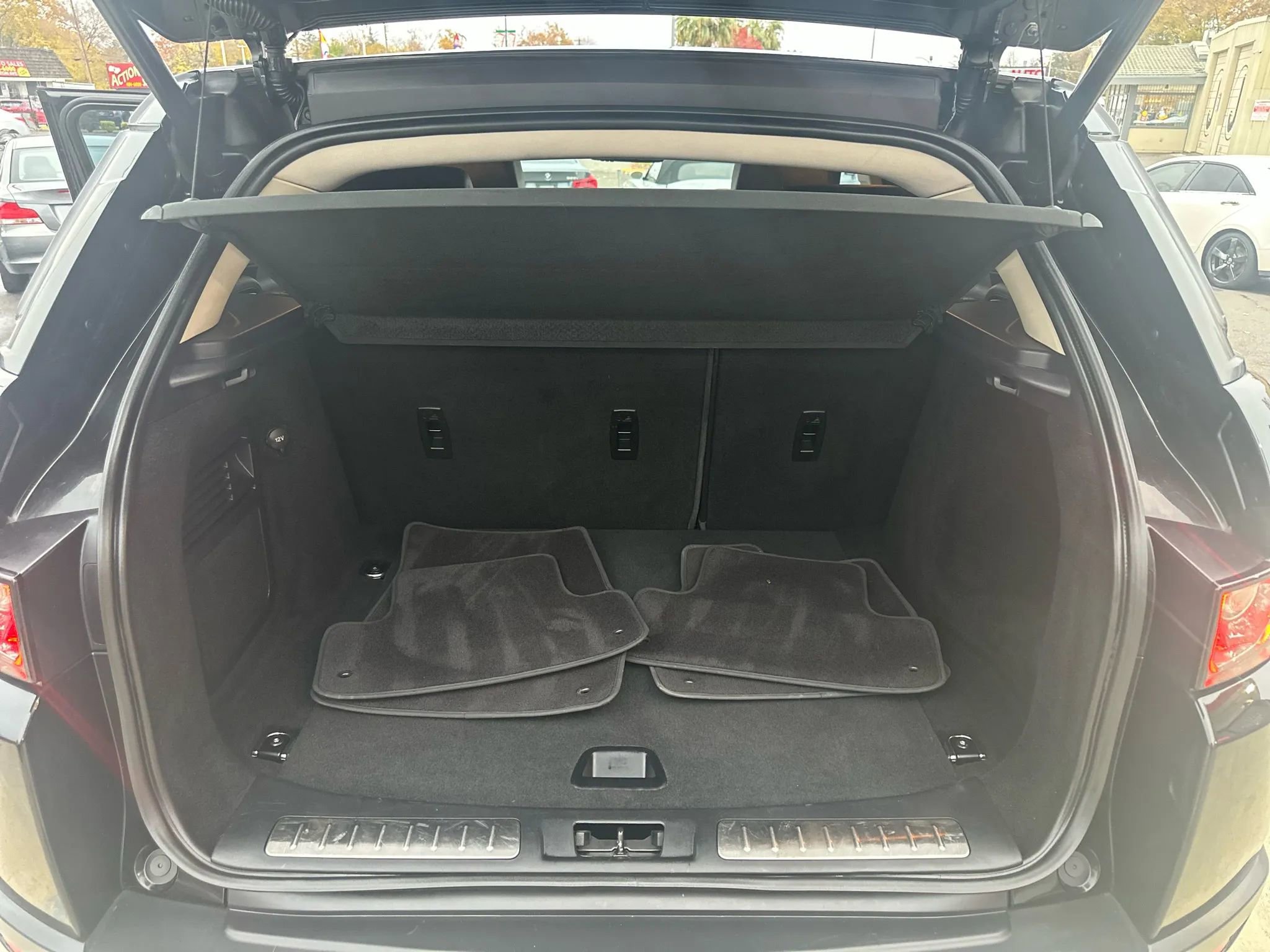 Used 2014 Land Rover Range Rover Evoque Pure Plus image 23