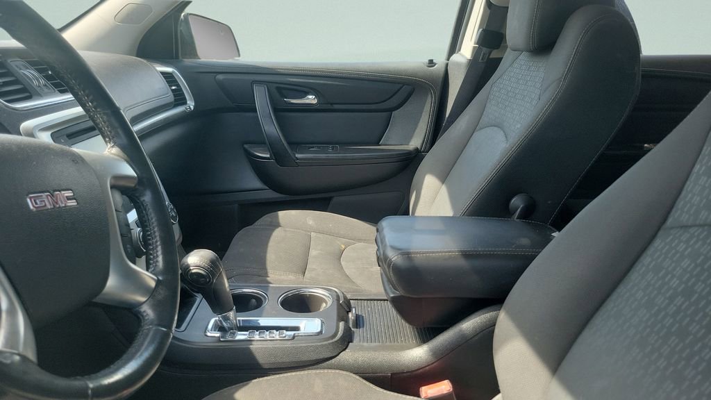 Used 2014 GMC Acadia SLE FWD image 6