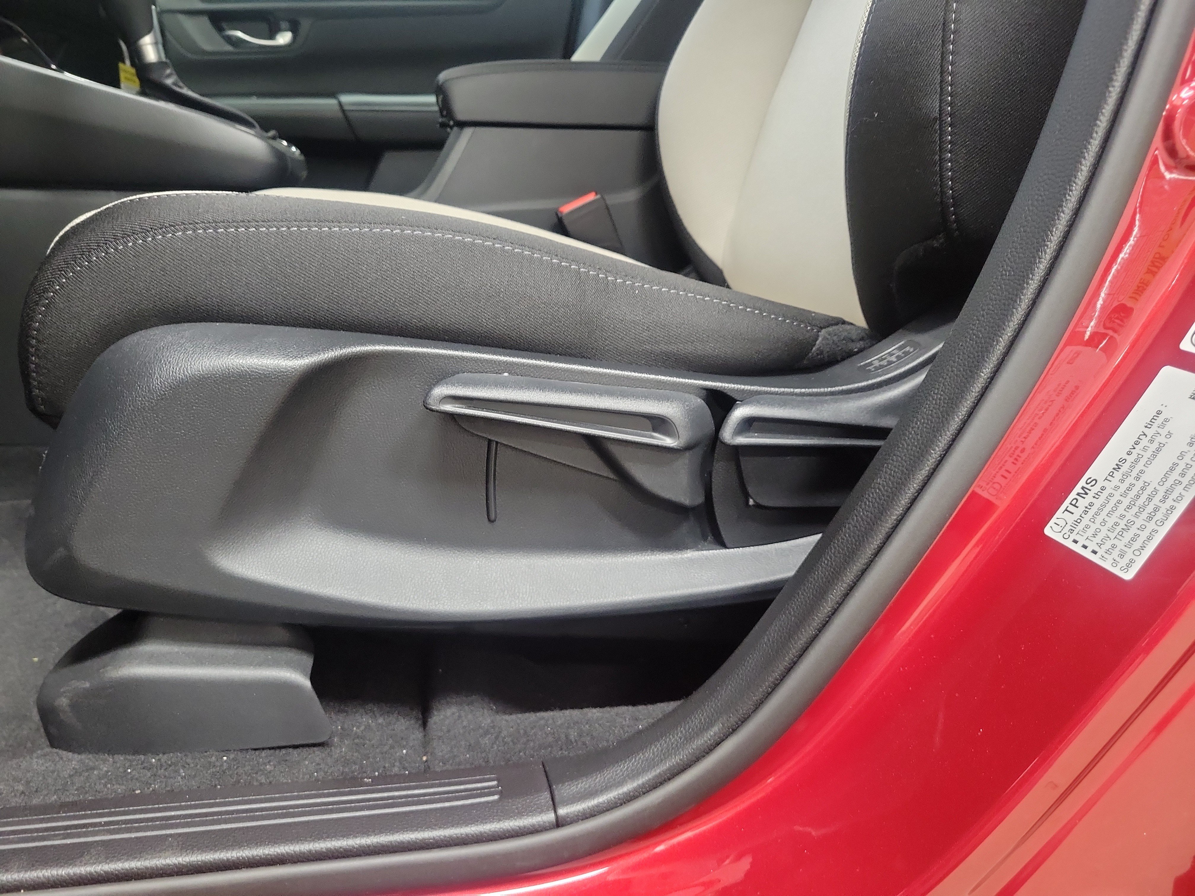 Used 2026 Honda CR-V LX image 17
