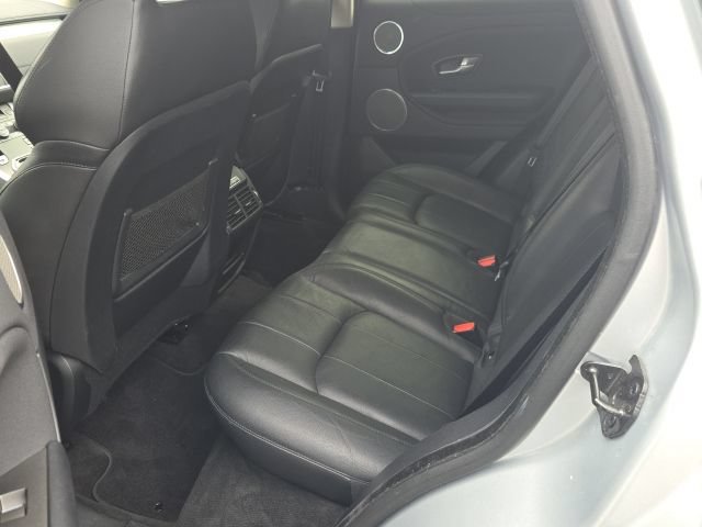 Used 2016 Land Rover Range Rover Evoque SE AWD/4WD image 11