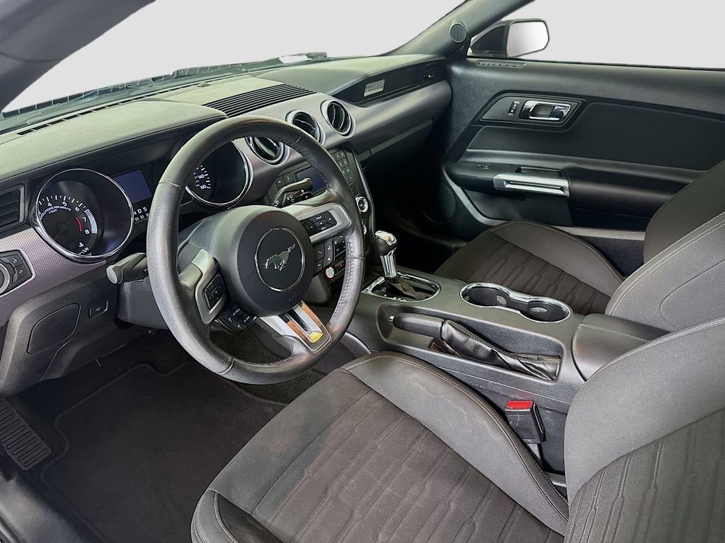 Used 2015 Ford Mustang Coupe image 7